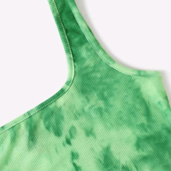 🍉5 for $25* Tie Dye Crop Tank - Picture 5 of 6